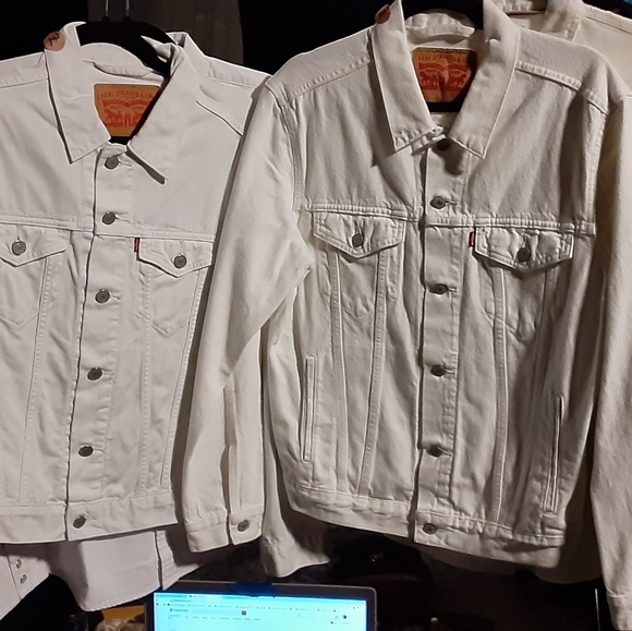 White Levi's! SAWTOOTH BARSTOW TRUCKER JACKETS!! - Picture 6 of 16